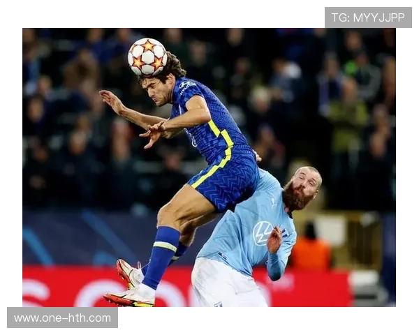 戈尔热兰加盟朗斯，老将门将经验补充防线深度